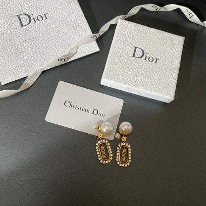 Square Pearl Diamond Earrings