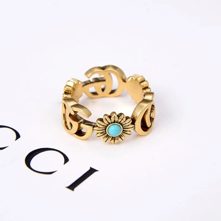 Double G flower ring