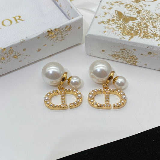 Simple Irregular Pearl Earrings