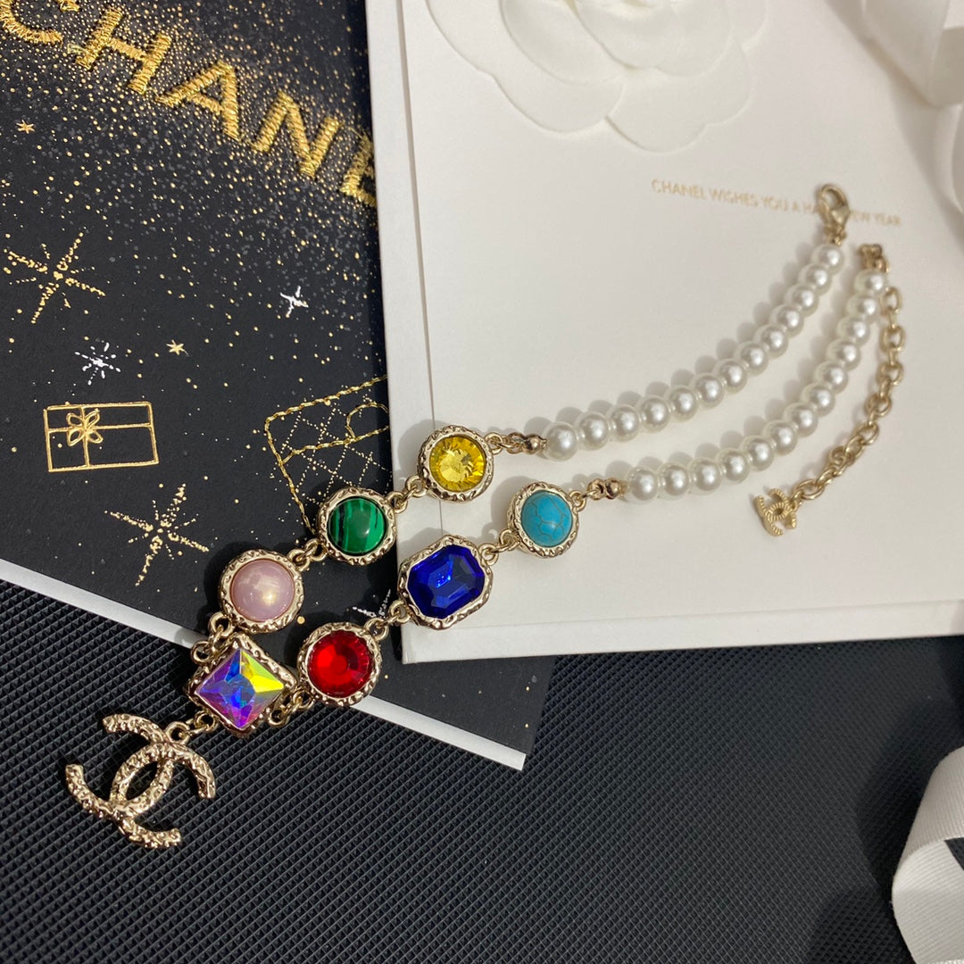 Colorful Crystal Pendant Pearl Necklace