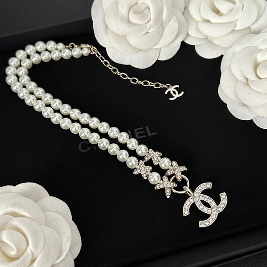 Elegant Diamond Pearl Necklace