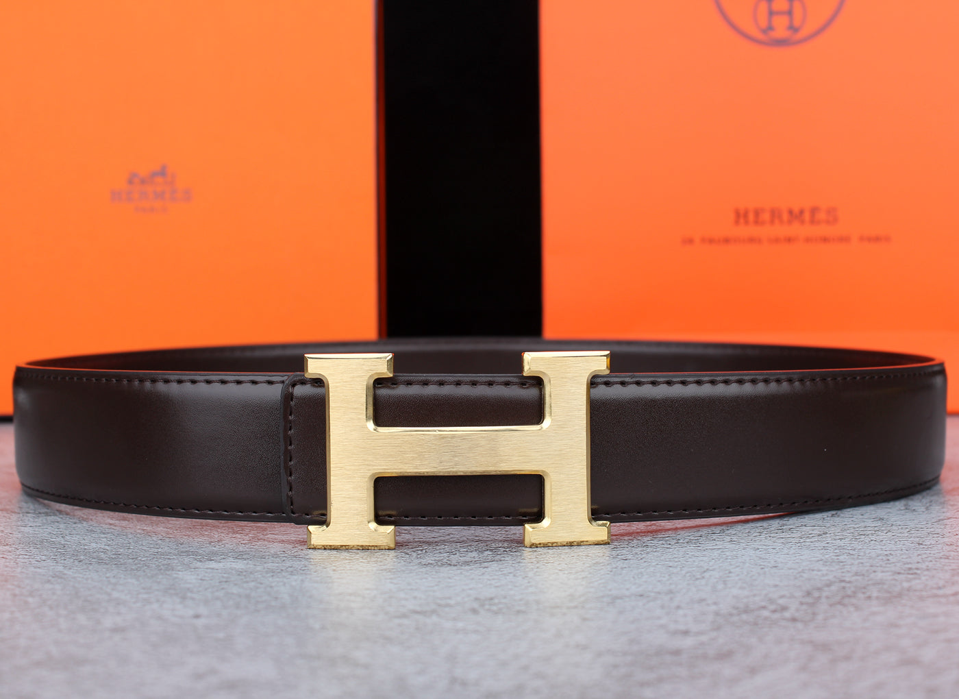 2 Colors Classic Buckle Leather Belt