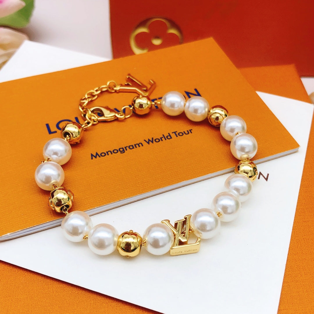 Pearl Metal Ball Bracelet