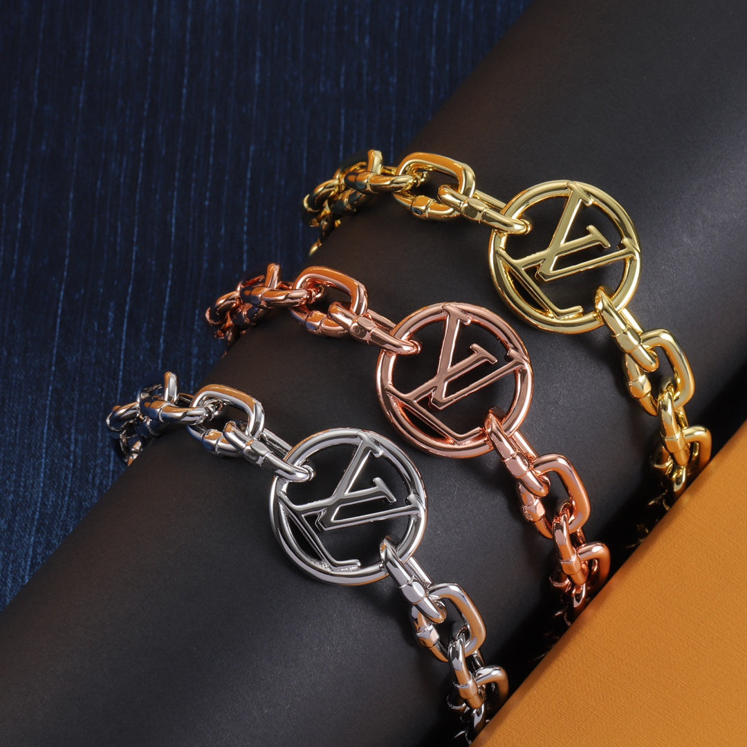 Luxury chain bracelet