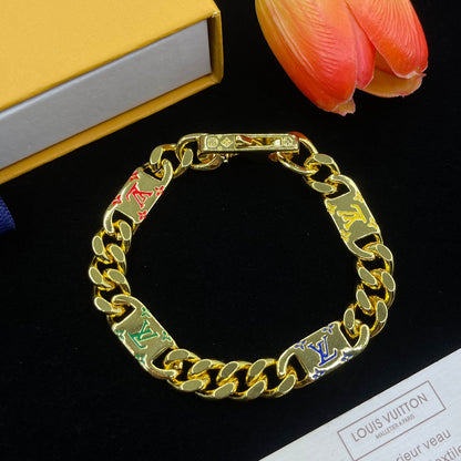 Retro embossed universal bracelet